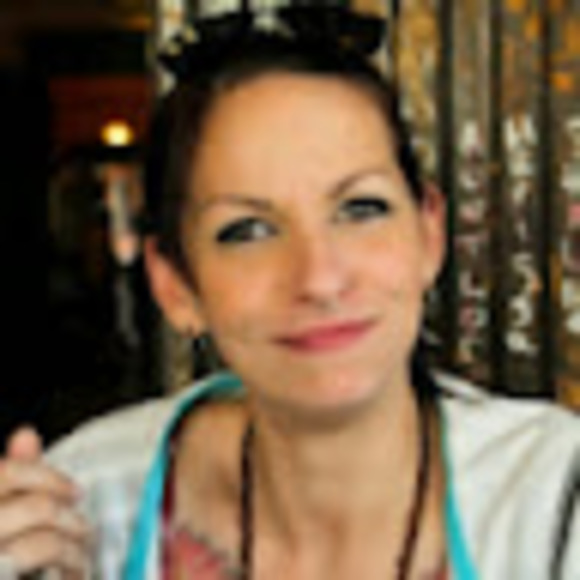 Meet your Posher, Carrie - Picture 1 of 1